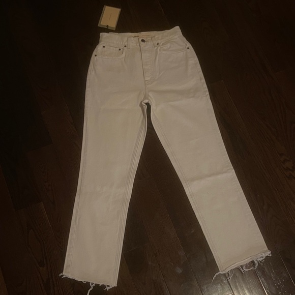 GRLFRND Mid Rise Straight - Picture 2 of 4